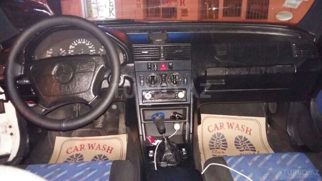 Mercedes C 220 1998, 318,000 km - 2.2 л - Bakı