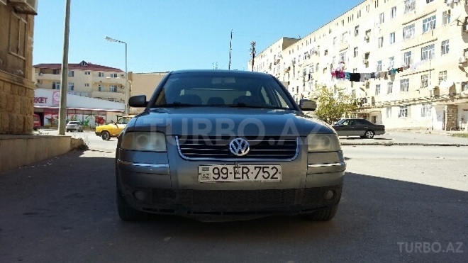 Volkswagen Passat 2001, 230,000 km - 2.0 l - Bakı