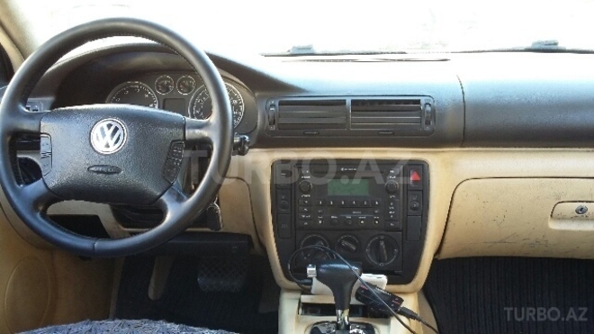 Volkswagen Passat 2001, 230,000 km - 2.0 l - Bakı