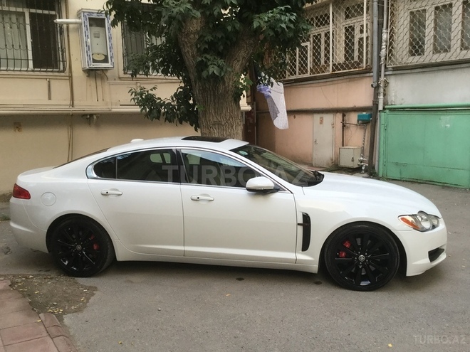 Jaguar XF 2011, 68,000 km - 5.0 л - Bakı