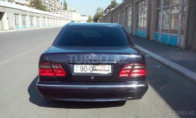 Mercedes E 270 2000, 280,000 km - 2.7 l - Bakı