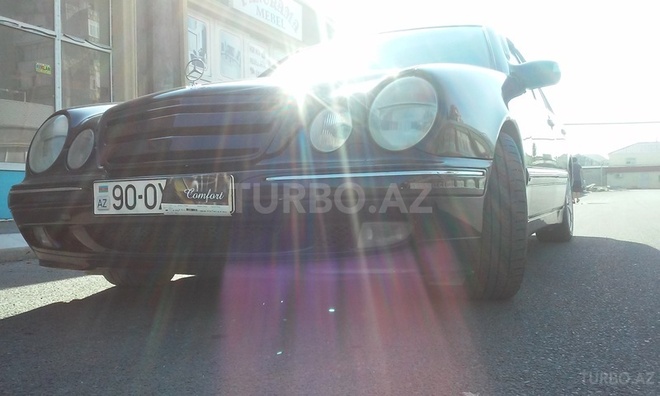 Mercedes E 270 2000, 280,000 km - 2.7 l - Bakı