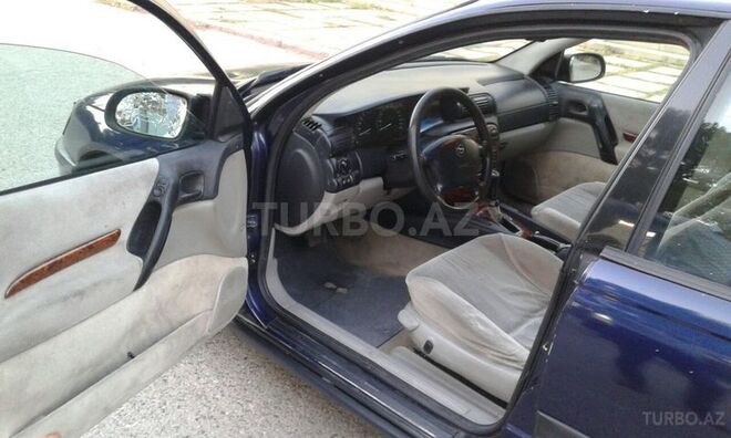 Opel Omega 1998, 220,000 km - 2.0 l - Sumqayıt
