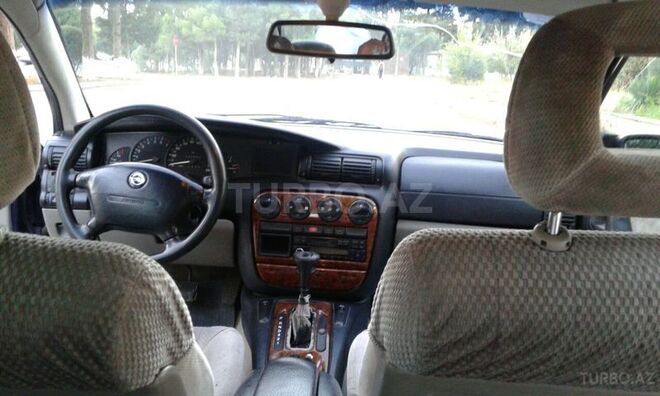 Opel Omega 1998, 220,000 km - 2.0 l - Sumqayıt