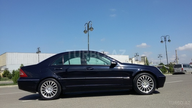 Mercedes C 200 2000, 216,000 km - 2.0 л - Bakı