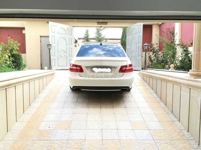 Mercedes E 250 2012, 106,000 km - 1.8 l - Bakı