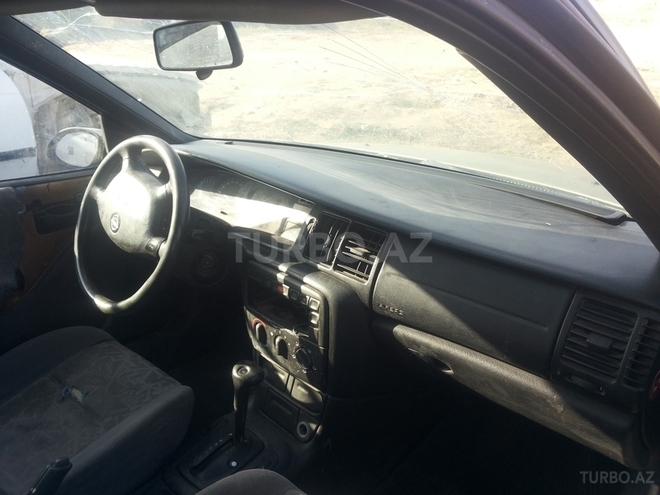 Opel Vectra 1998, 100,000 km - 1.8 l - Bakı