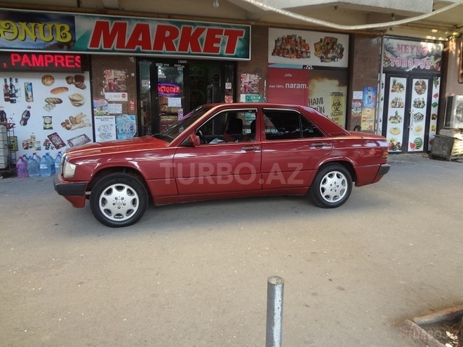Mercedes 190 1990, 70,000 km - 2.5 l - Bakı