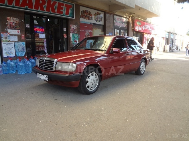 Mercedes 190 1990, 70,000 km - 2.5 l - Bakı