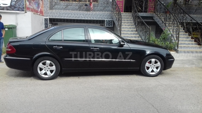 Mercedes E 220 2002, 250,000 km - 0.2 l - Bakı