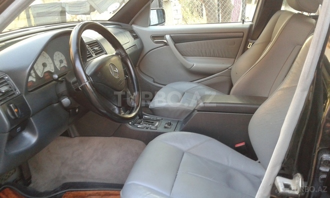 Mercedes C 230 1999, 300,000 km - 2.3 л - Bakı