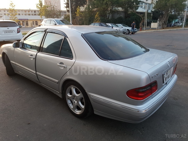 Mercedes E 320 1999, 290,000 km - 3.2 l - Bakı