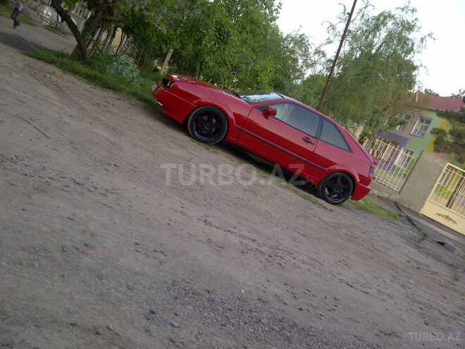 Volkswagen  1990, 120,000 km - 2.0 l - Sabirabad