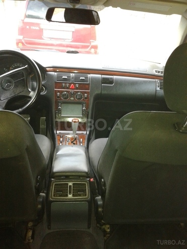 Mercedes E 200 1999, 60,000 km - 0.2 л - Bakı