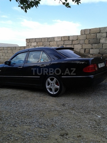 Mercedes E 200 1999, 60,000 km - 0.2 л - Bakı