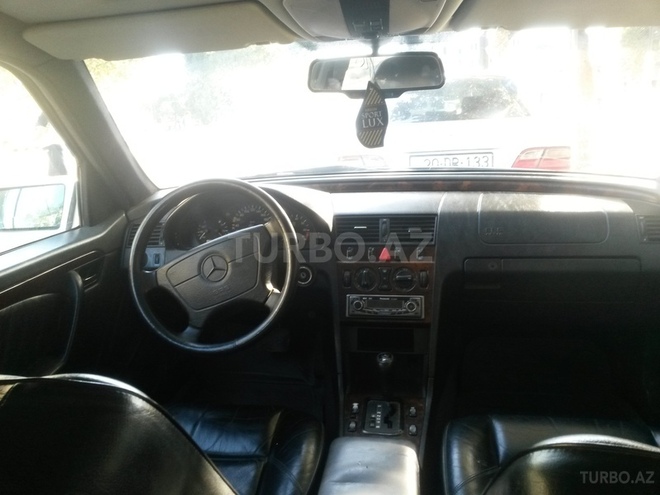 Mercedes C 220 1996, 232,000 km - 2.2 л - Gəncə