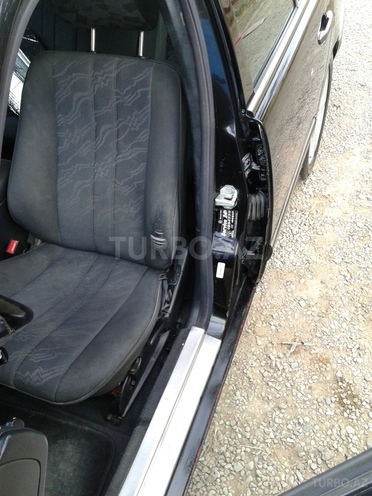 Mercedes E 200 1999, 60,000 km - 0.2 л - Bakı