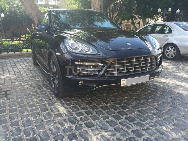 Porsche Cayenne 2011, 77,700 km - 4.8 l - Bakı