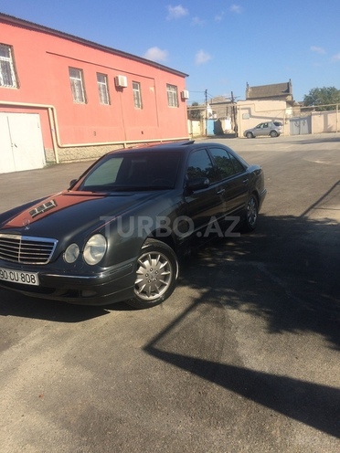 Mercedes E 240 2000, 156,000 km - 2.4 l - Bakı