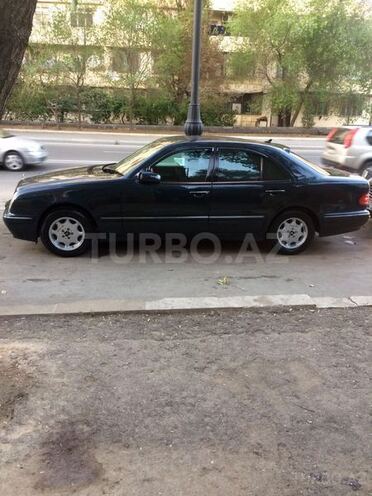 Mercedes E 260 2001, 155 km - 2.6 l - Bakı