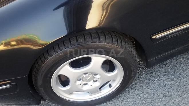 Mercedes E 270 2000, 330,000 km - 2.7 l - Bakı