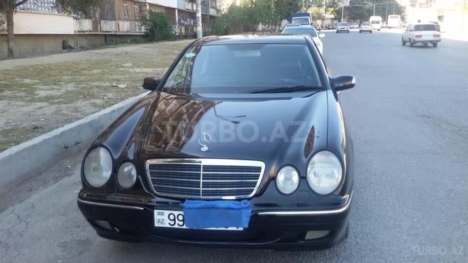 Mercedes E 270 2000, 330,000 km - 2.7 l - Bakı