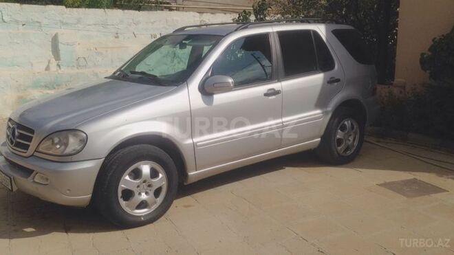Mercedes ML 270 2002, 250,000 km - 2.7 l - Bakı
