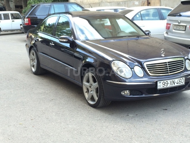 Mercedes E 240 2004, 265,000 km - 2.4 l - Bakı