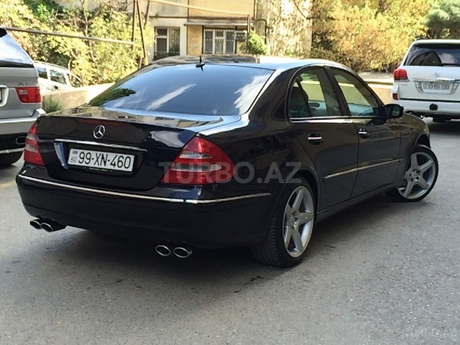 Mercedes E 240 2004, 265,000 km - 2.4 l - Bakı