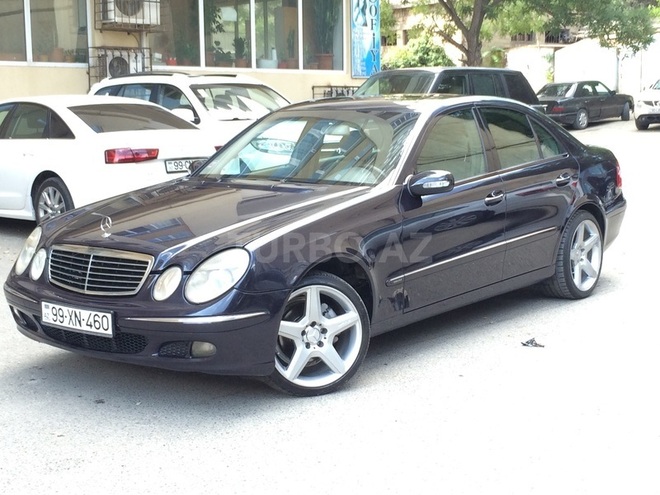 Mercedes E 240 2004, 265,000 km - 2.4 l - Bakı