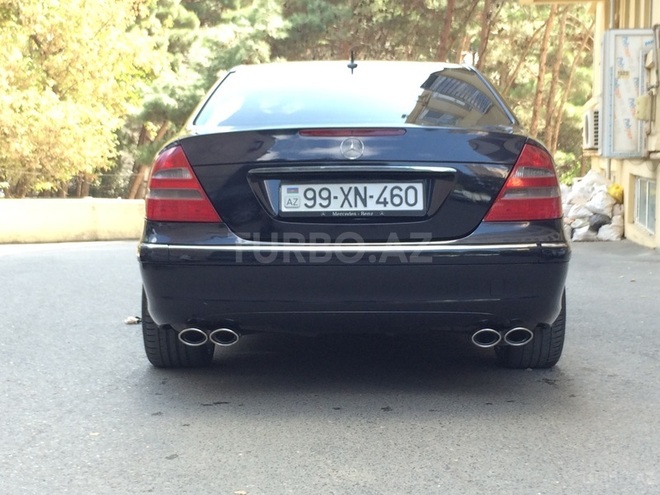 Mercedes E 240 2004, 265,000 km - 2.4 l - Bakı