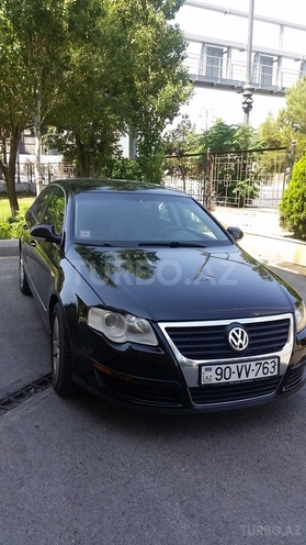 Volkswagen Passat 2005, 17,000 km - 2.0 l - Bakı