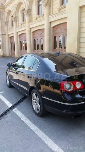 Volkswagen Passat 2005, 17,000 km - 2.0 l - Bakı