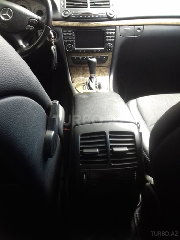 Mercedes E 280 2007, 189,000 km - 3.0 l - Qazax