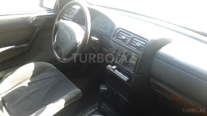 Opel Vectra 1995, 314,567 km - 2.0 л - Bakı