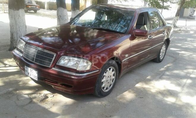 Mercedes C 180 1997, 230,000 km - 1.8 l - Sumqayıt