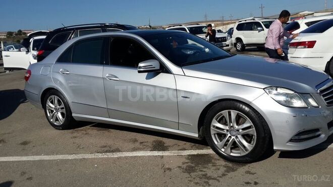 Mercedes E 300 2010, 148,000 km - 3.0 l - Bakı