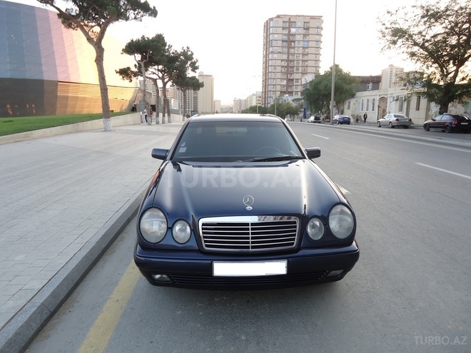 Mercedes E 200 1998, 178,877 km - 2.0 l - Bakı