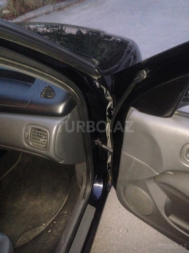 Nissan Sunny 2011, 250,000 km - 1.6 l - Bakı