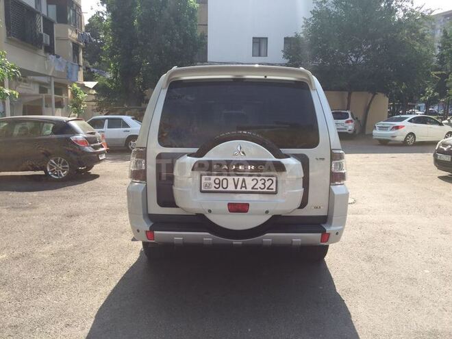 Mitsubishi Pajero 2010, 165,000 km - 3.5 l - Bakı