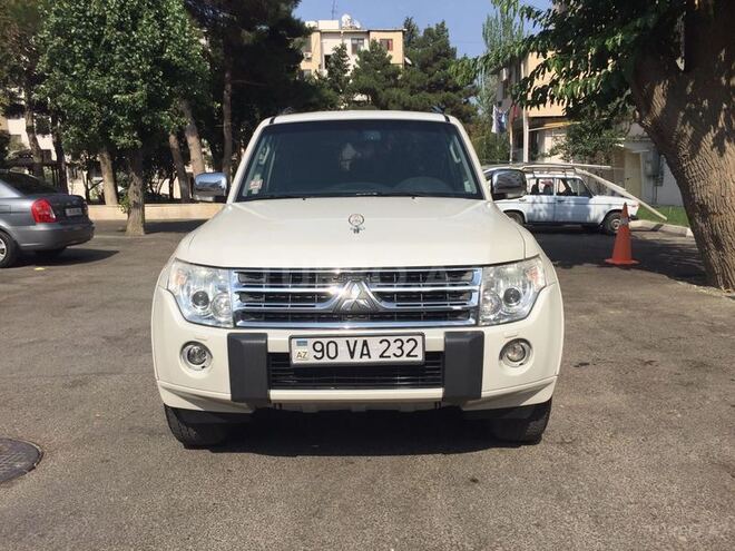 Mitsubishi Pajero 2010, 165,000 km - 3.5 l - Bakı