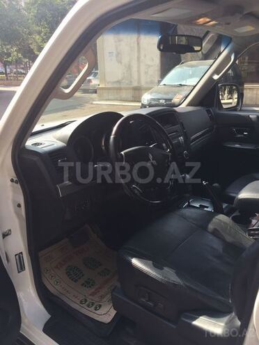 Mitsubishi Pajero 2010, 165,000 km - 3.5 l - Bakı