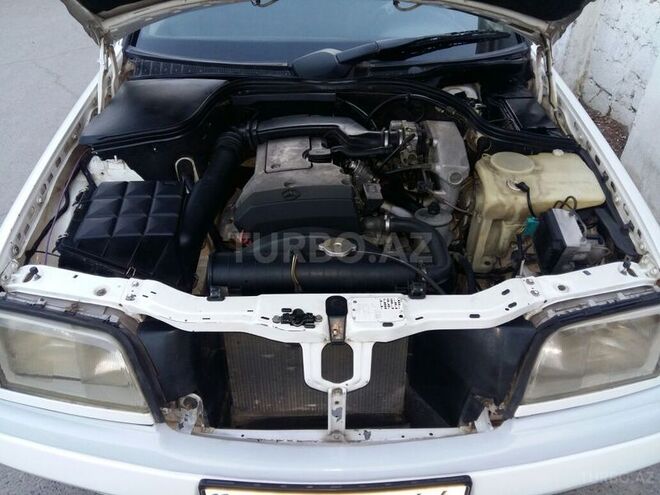 Mercedes C 180 1996, 300,000 km - 1.8 l - Bakı