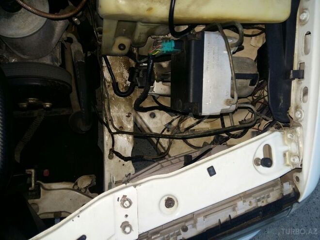 Mercedes C 180 1996, 300,000 km - 1.8 l - Bakı