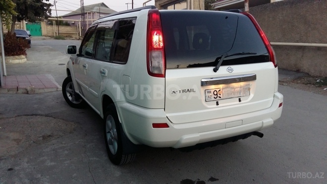 Nissan X-Trail 2002, 172,000 km - 2.0 l - Bakı