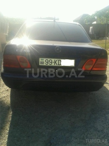 Mercedes E 200 1997, 298,635 km - 2.0 l - Bakı
