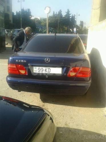 Mercedes E 200 1997, 298,635 km - 2.0 l - Bakı