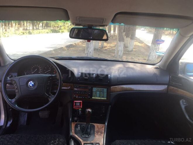 BMW 528 1998, 124,000 km - 2.8 l - Sumqayıt