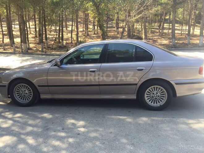 BMW 528 1998, 124,000 km - 2.8 l - Sumqayıt