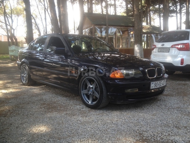 BMW 325 2001, 195,000 km - 2.5 л - Sumqayıt